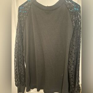 Women’s long sleeve dress top